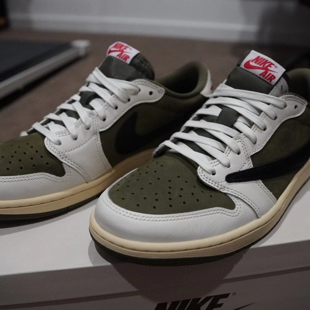 Jordan 1 Travis Scott Reverse Mocha brand new - Picture 3 of 8